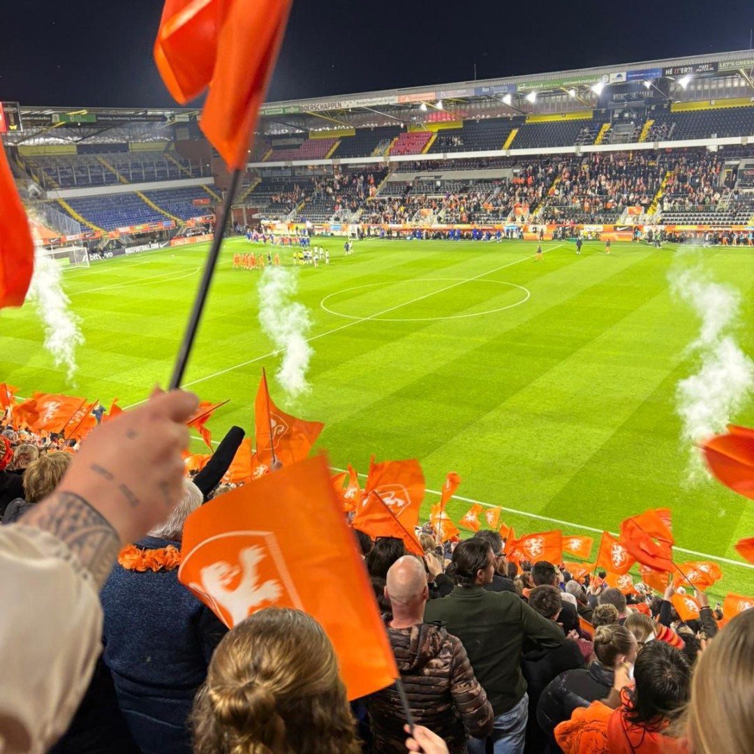 IFC Dames met AH Van der Poel naar Nederland - Frankrijk